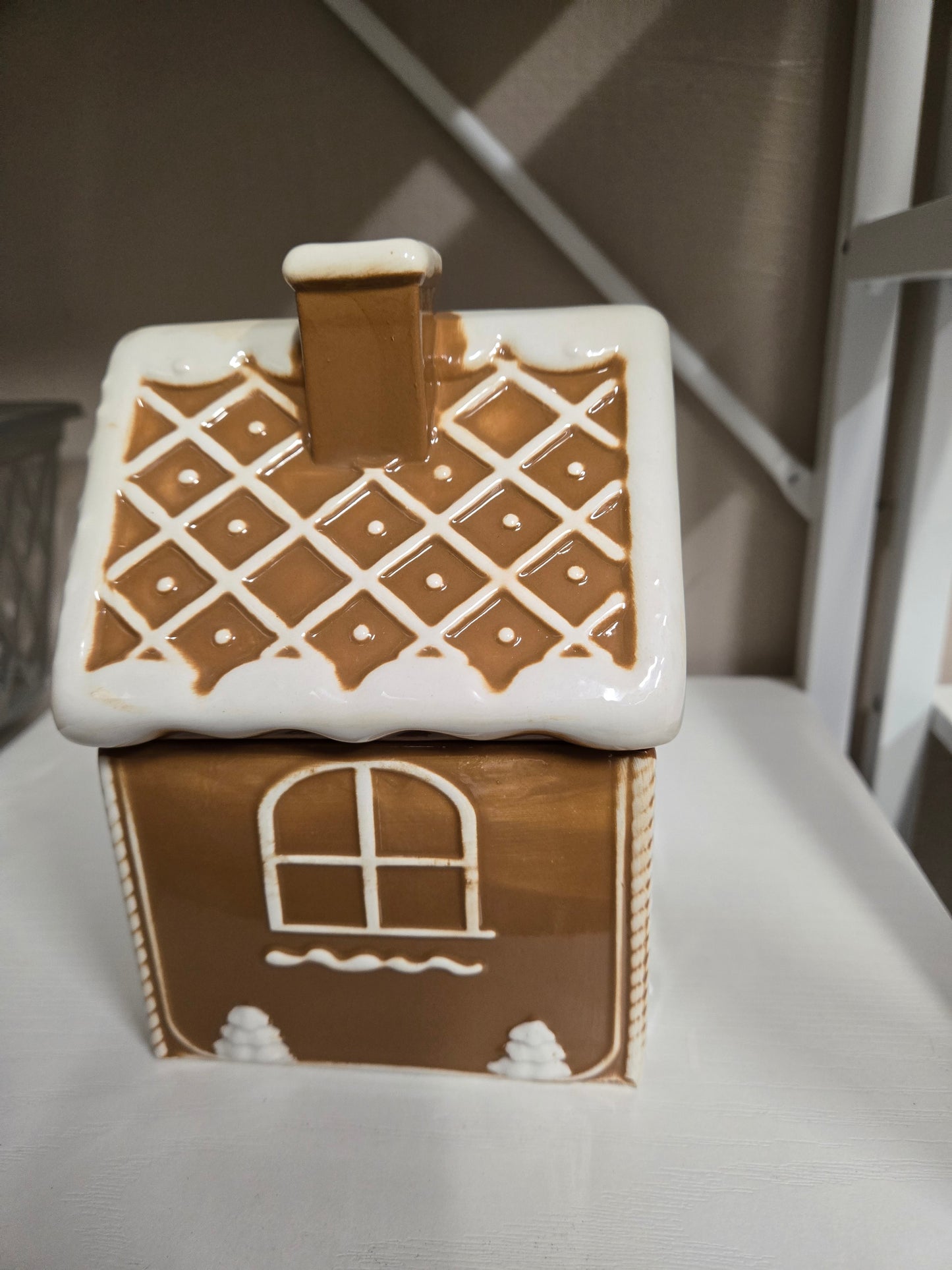 1 lb Gummy Bag and Gingerbread House Ceramic Candy Jar