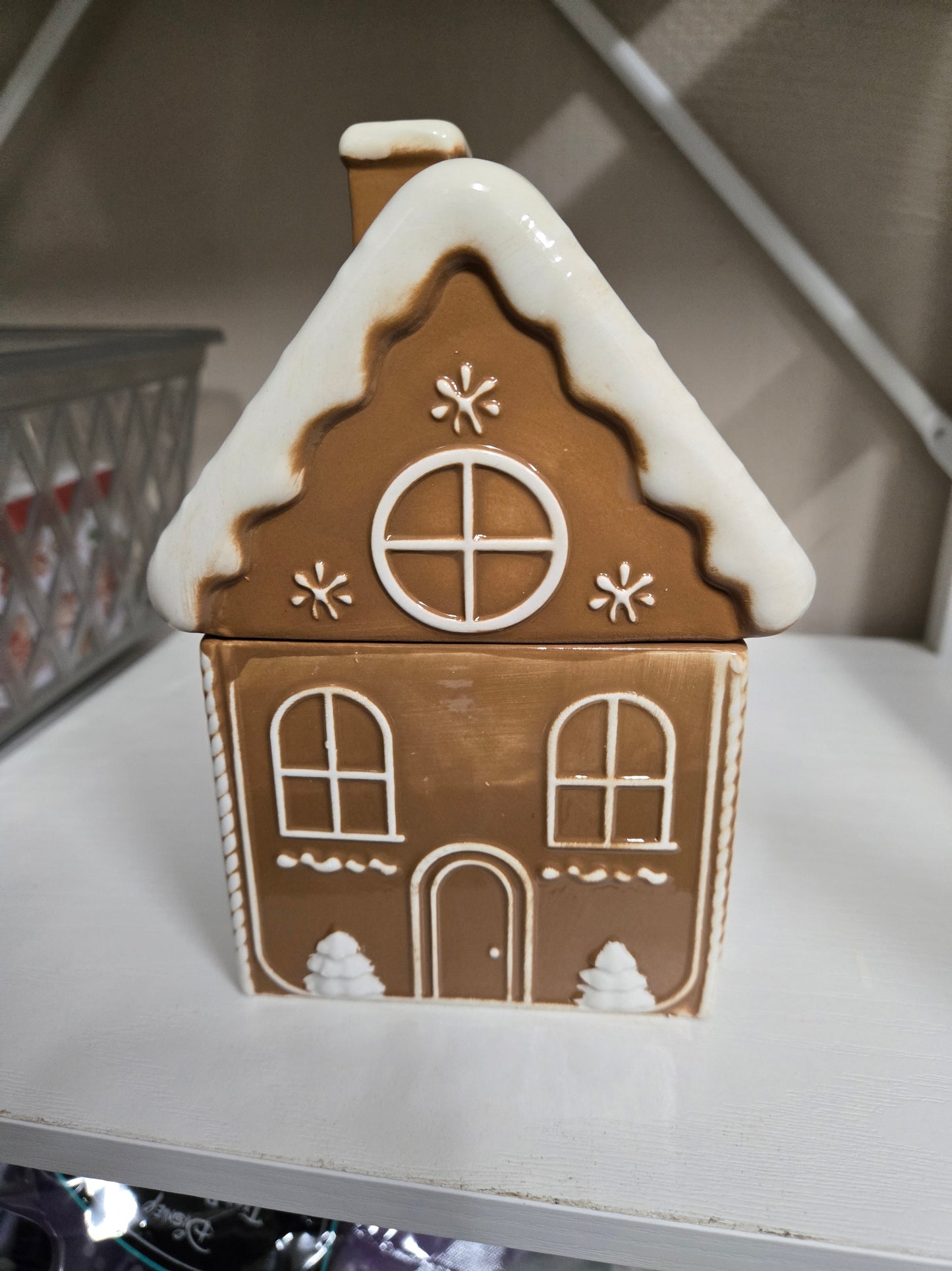 1 lb Gummy Bag and Gingerbread House Ceramic Candy Jar