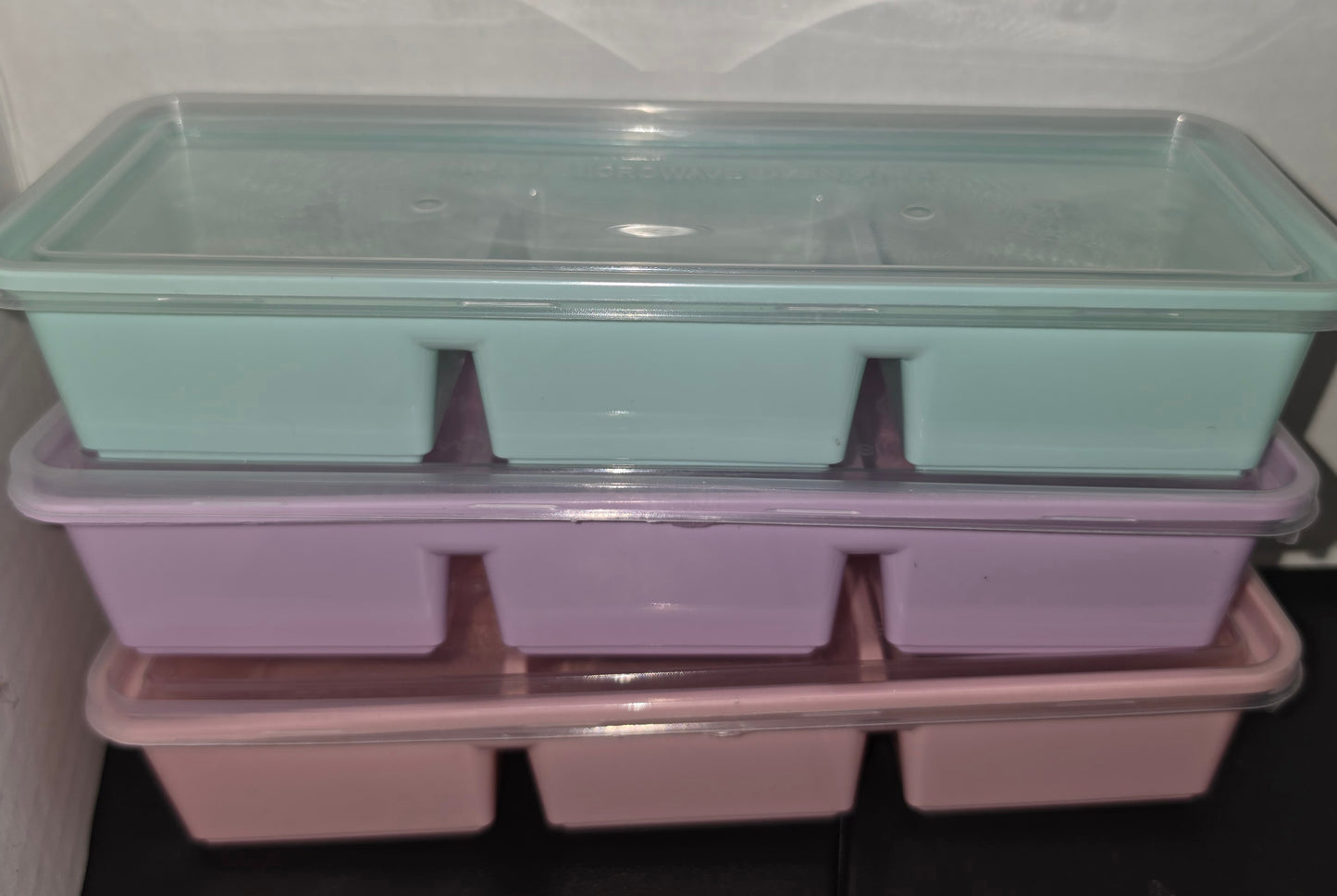12 oz Gummy-3 slot Reusable Bento Style Container