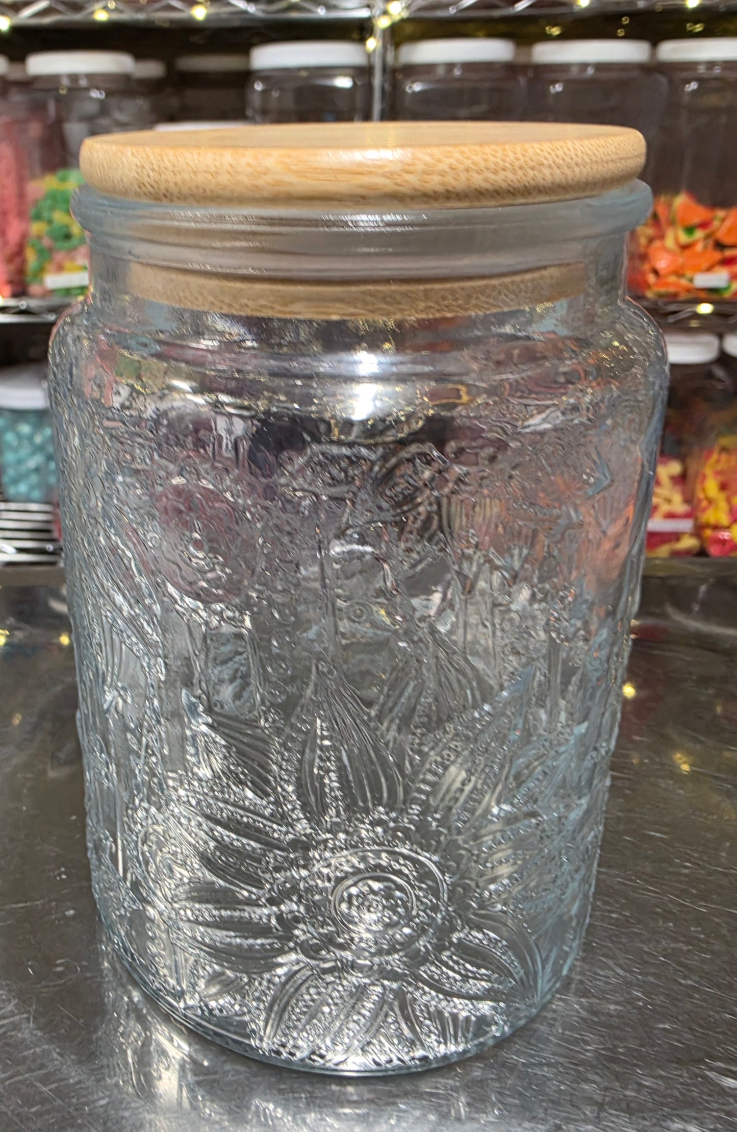 1 lb GUMMY in Glass Sunflower Design Jar with Wood Lid
