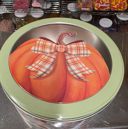 2 lb Grub Tub Round with One Large Pumpkin Tin