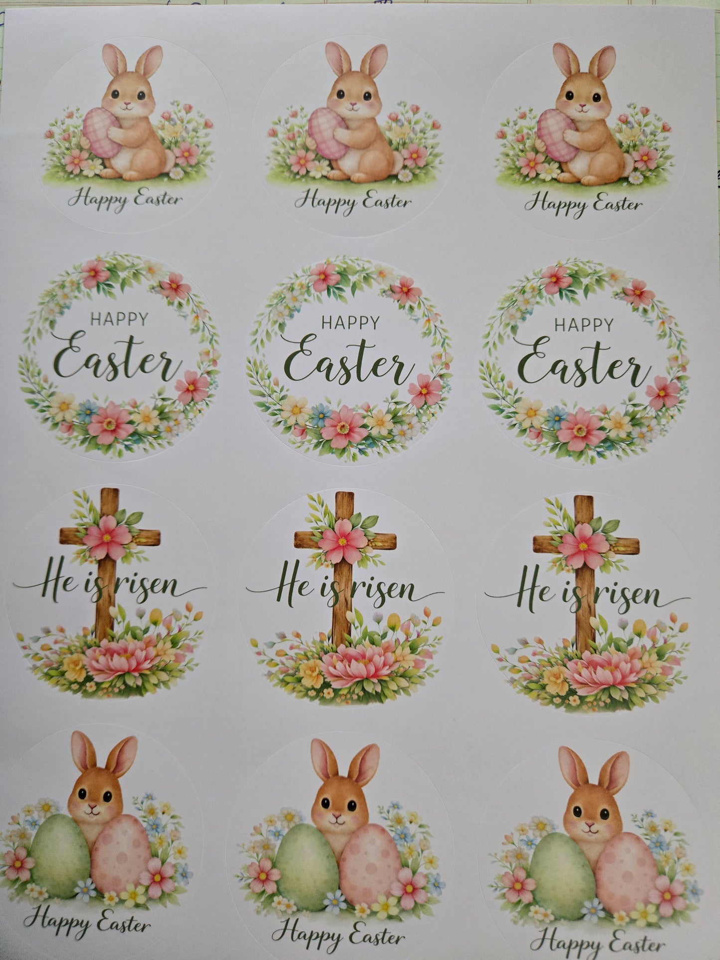 1  lb CHOCOLATE Easter Reusable Container with Round Easter Sticker