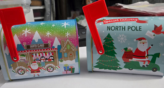 1/2 lb GUMMY Letters to Santa Mailbox with Hinged Door